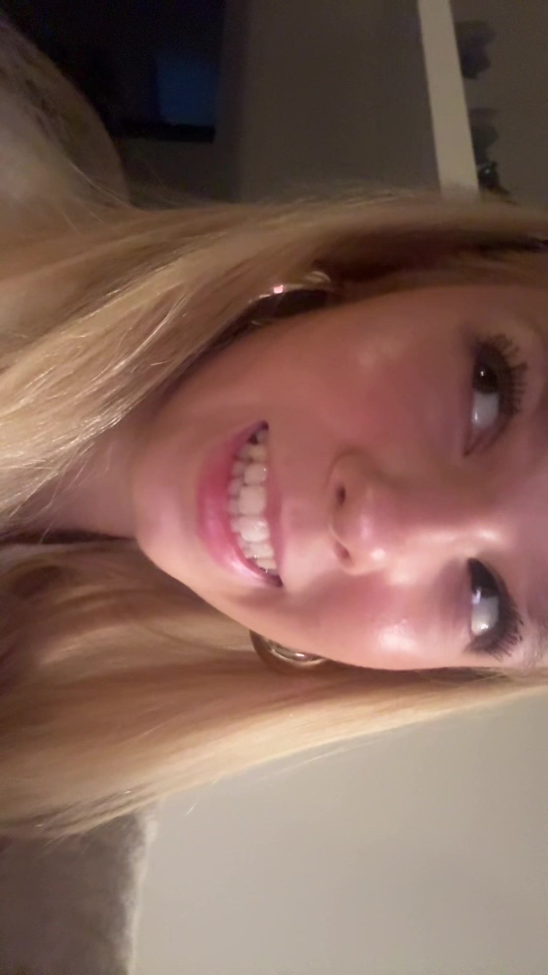 @blondie.emilia