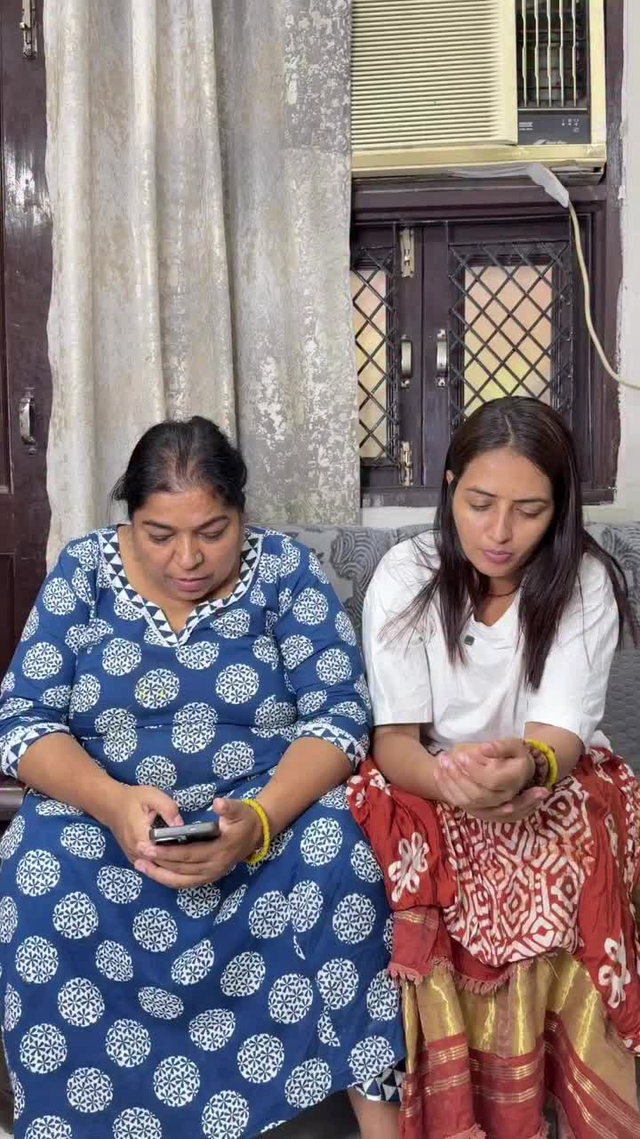 @Chandrika Gera❤