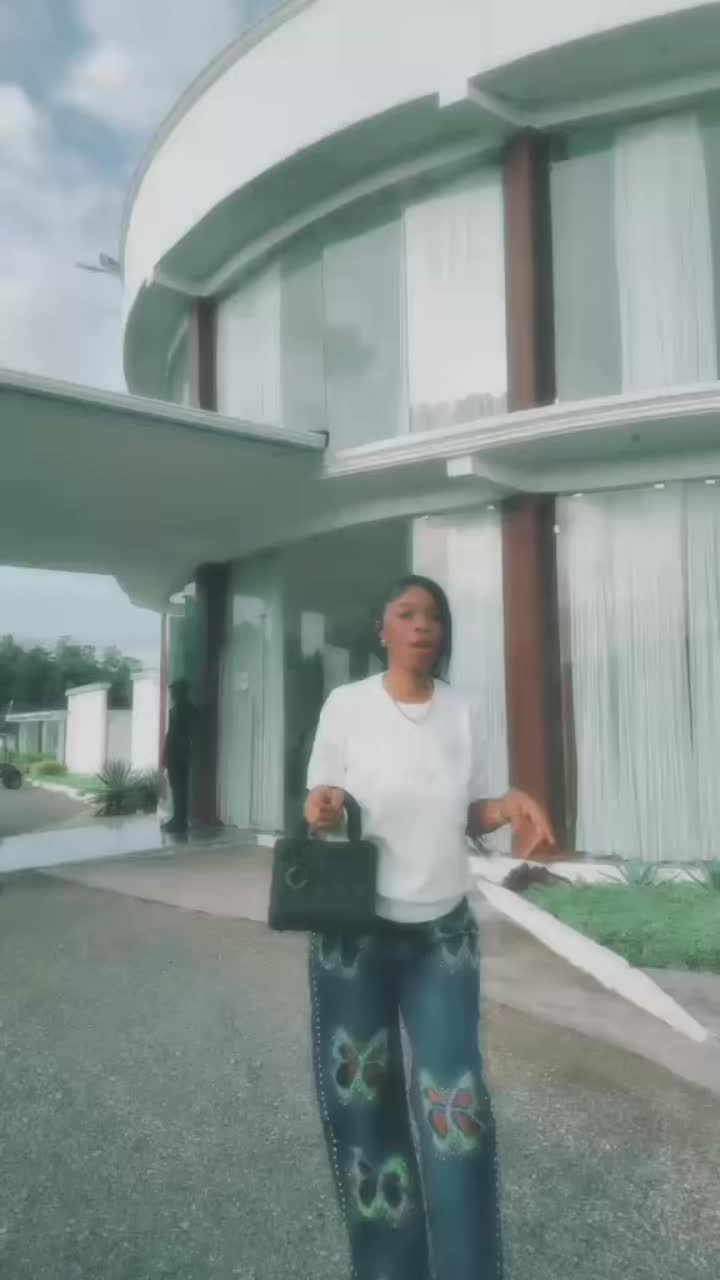 @ðð¥¹She’s~ Bethaðžð±