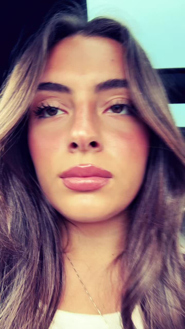 @sofiarussonj