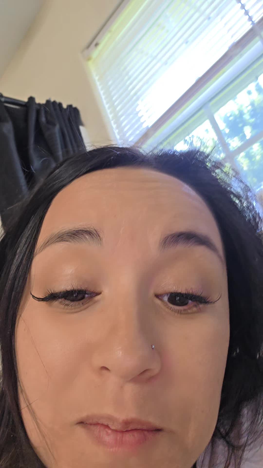 @Ask_Ashley479