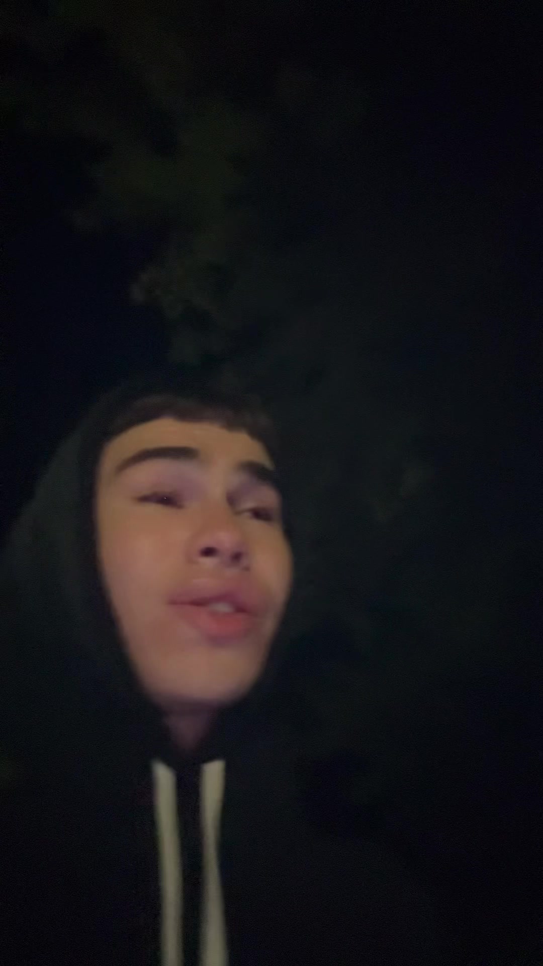 @bg
