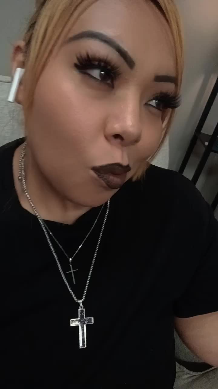 @Lala2Savage