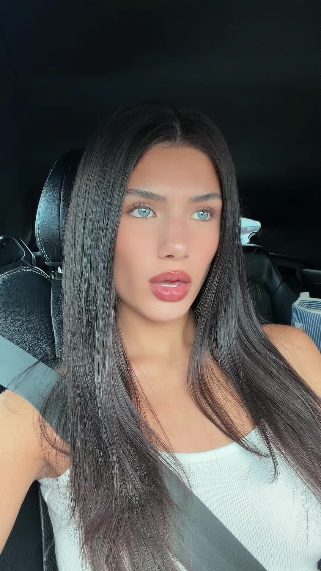 @kirstenlaynee
