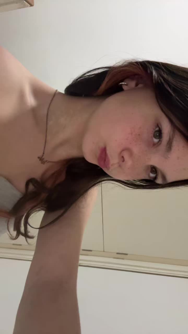 @👀
