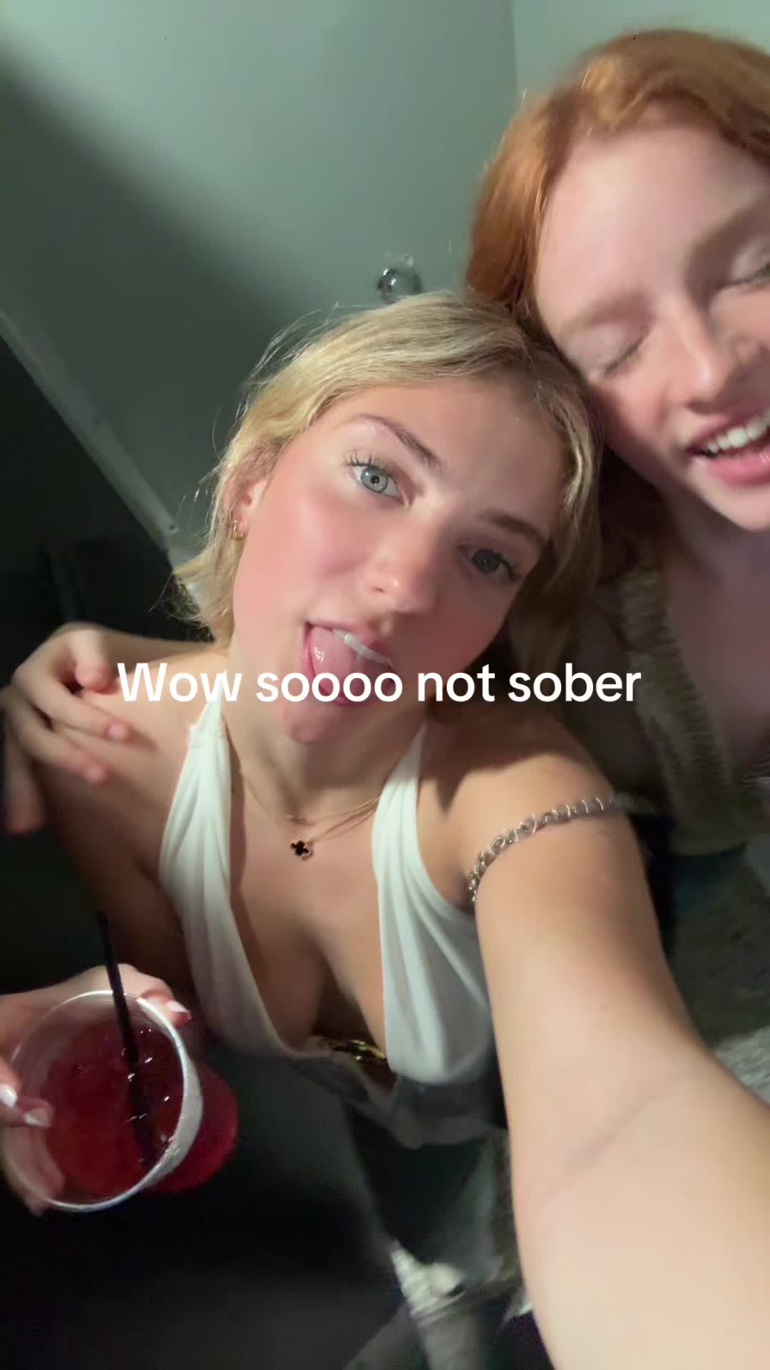 @chloe