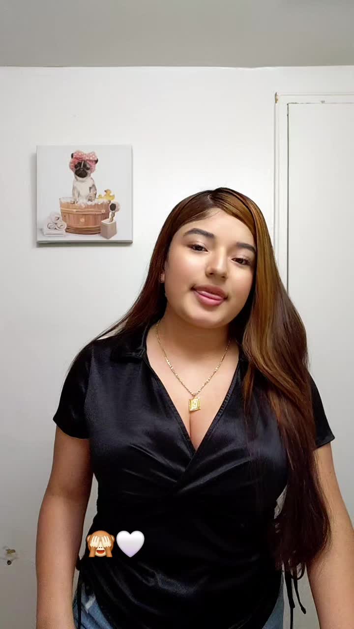 @𝒞𝒶𝓃𝒹𝓎 🍒