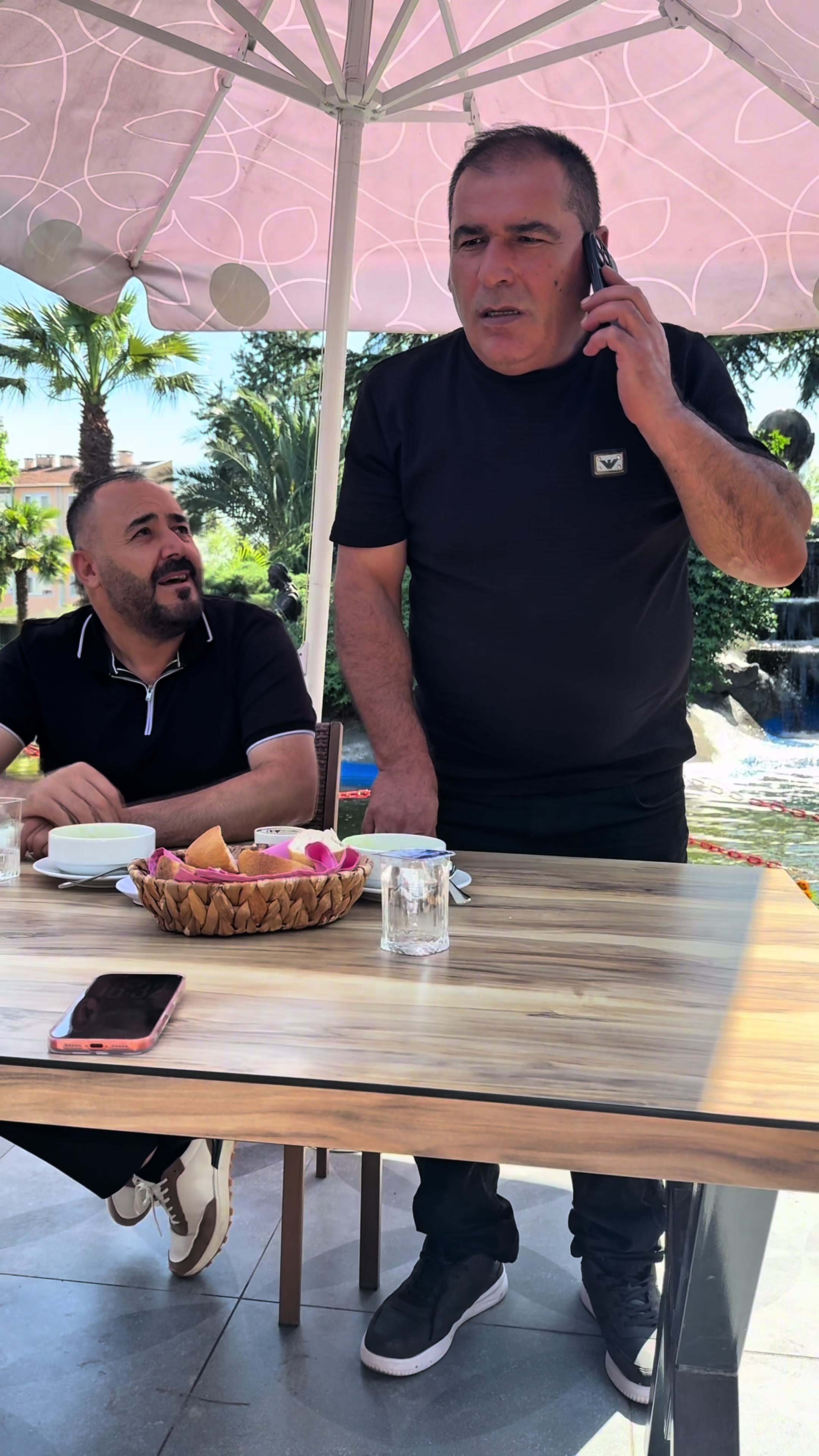 @MAHZEN CAĞ KEBAP