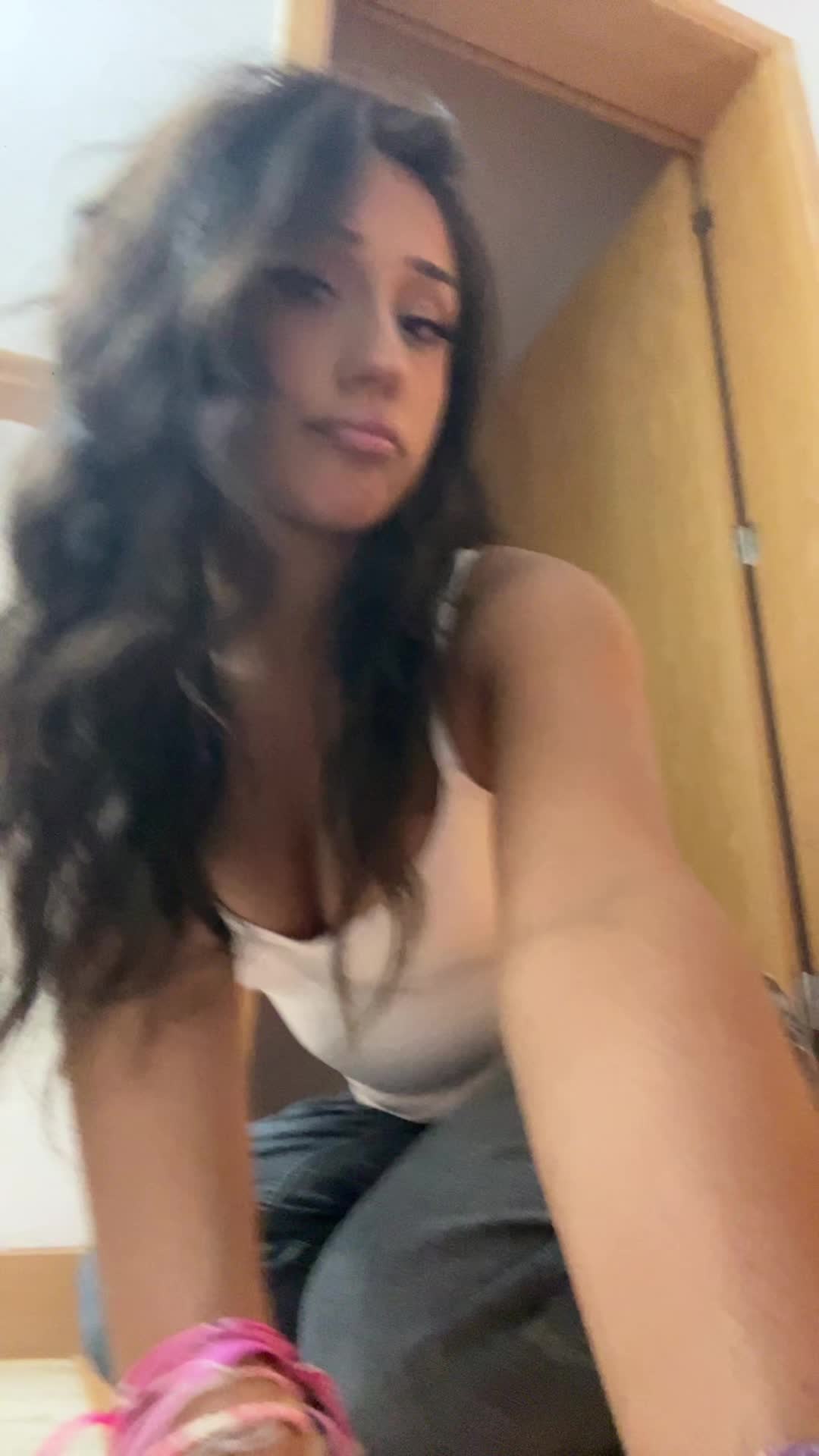 @𝓁𝒶𝓊𝓇𝒶 🪽
