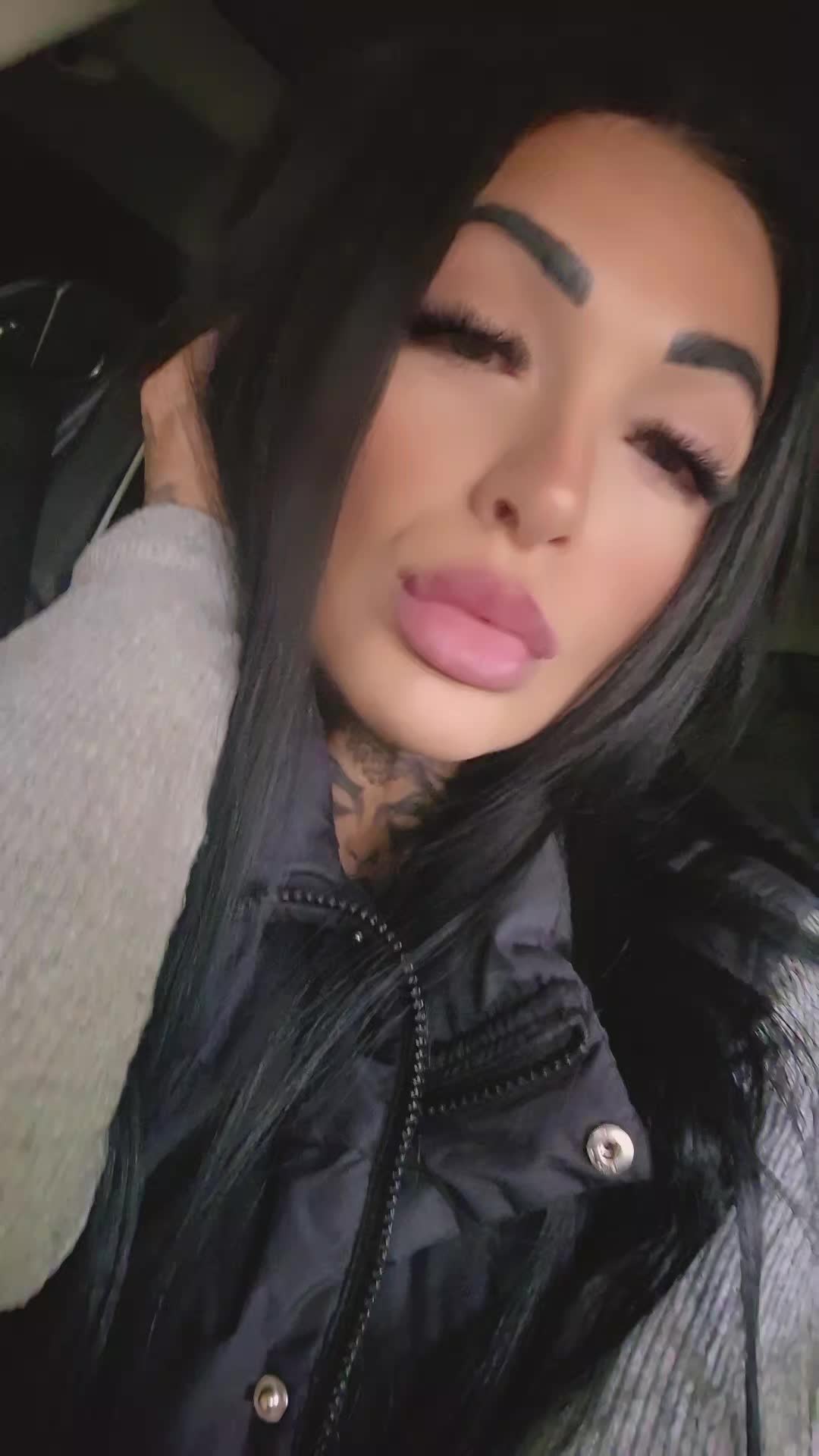 @Beniken93