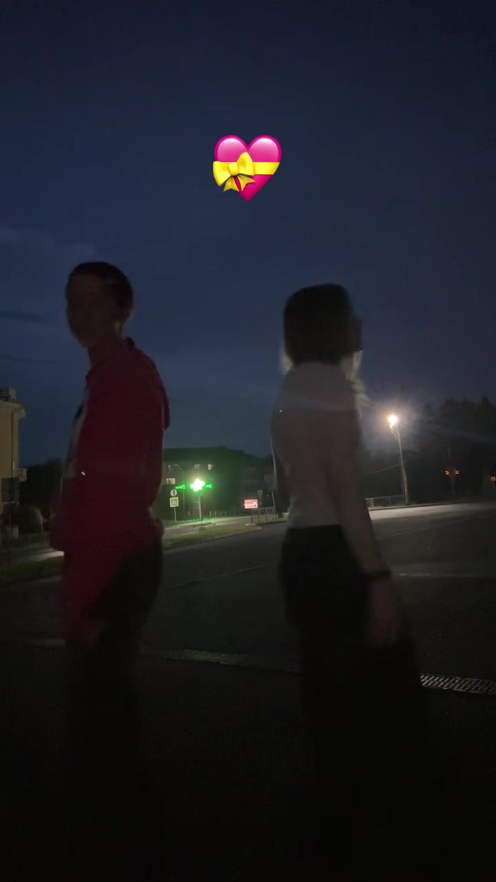 @соня кисс