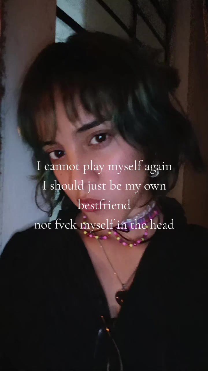 @:3
