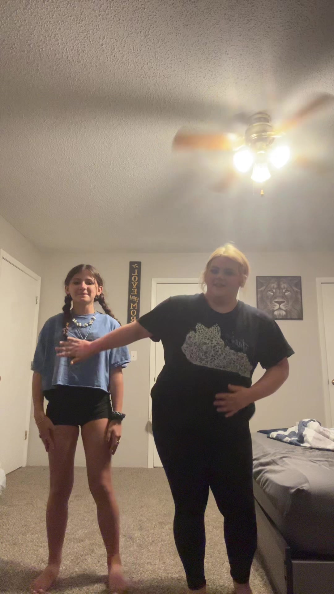 @Kiana