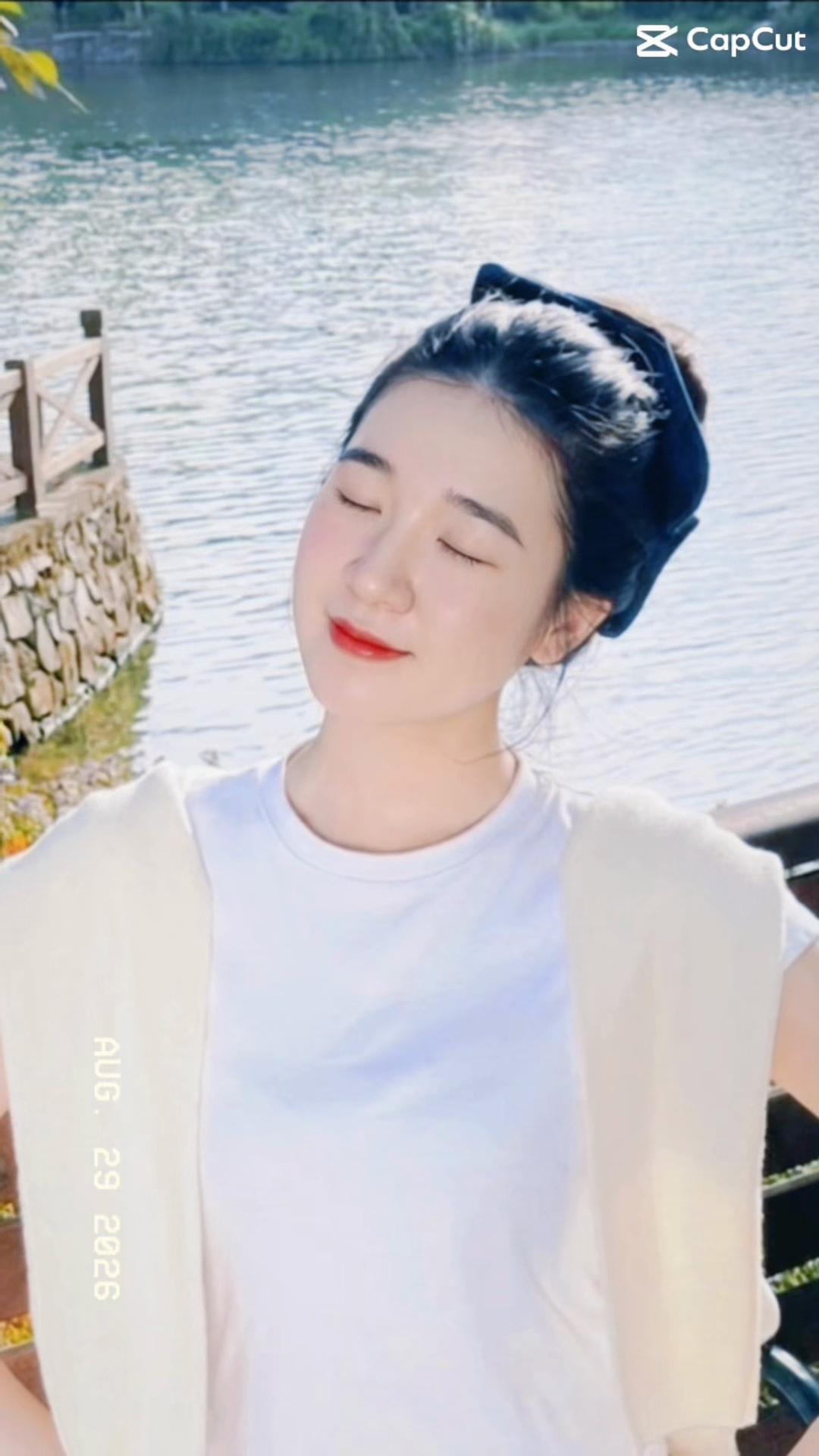 @ᥫ᭡𝑴𝒆𝒐𝒘 ฅ(•- •ᥫ᭡