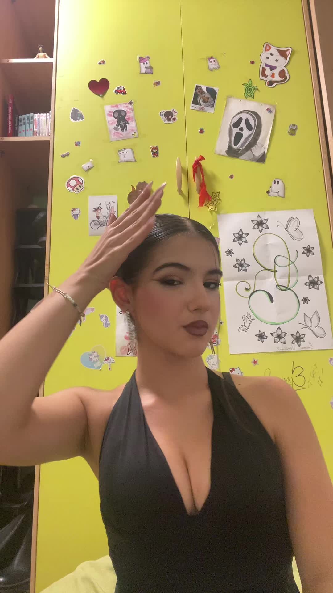 @𝕰𝖒𝖒𝖆 💋