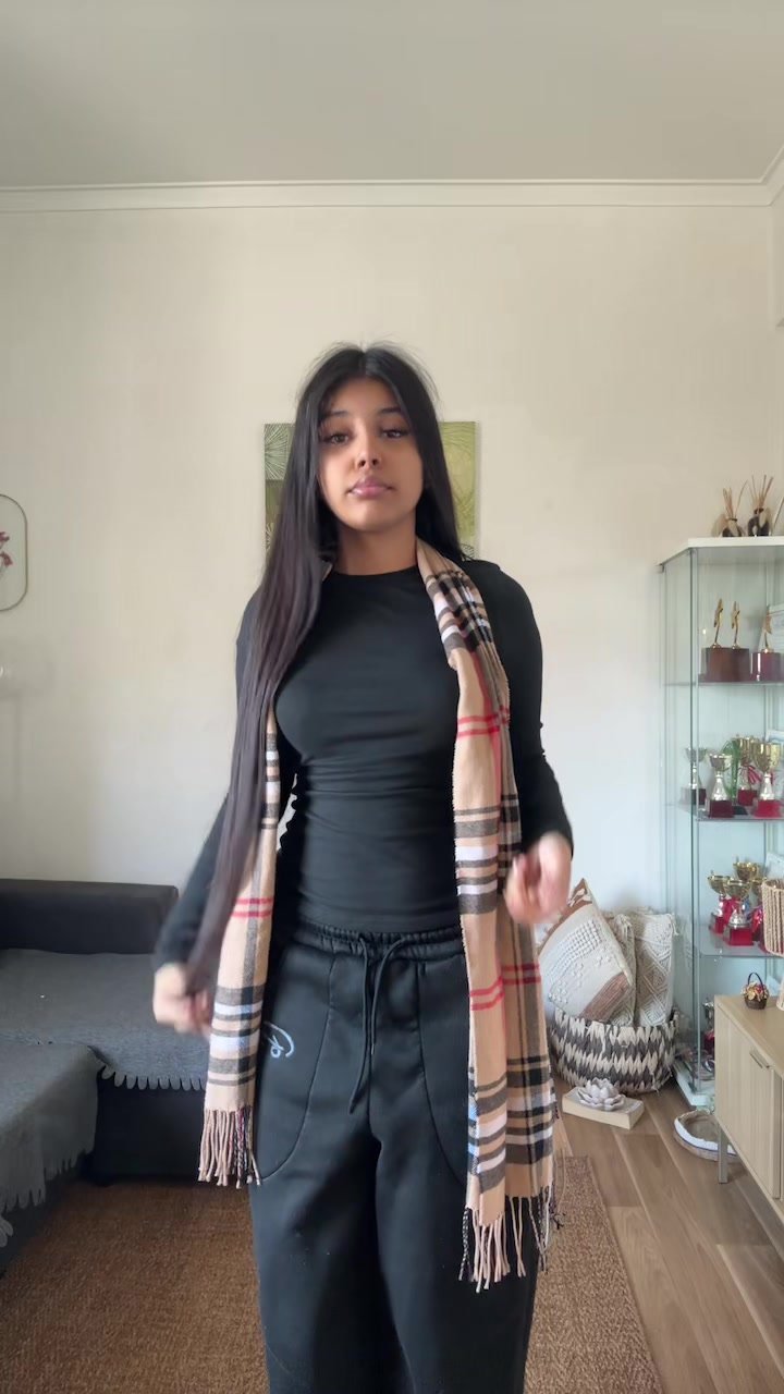 @Imaan🎀