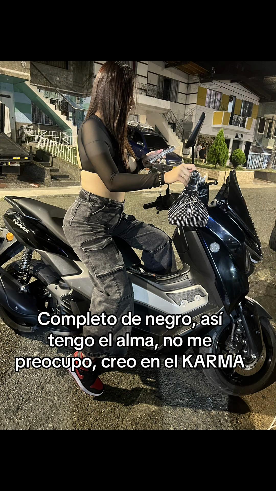 @𝑹𝒐𝒙𝒂𝒏𝒂💋