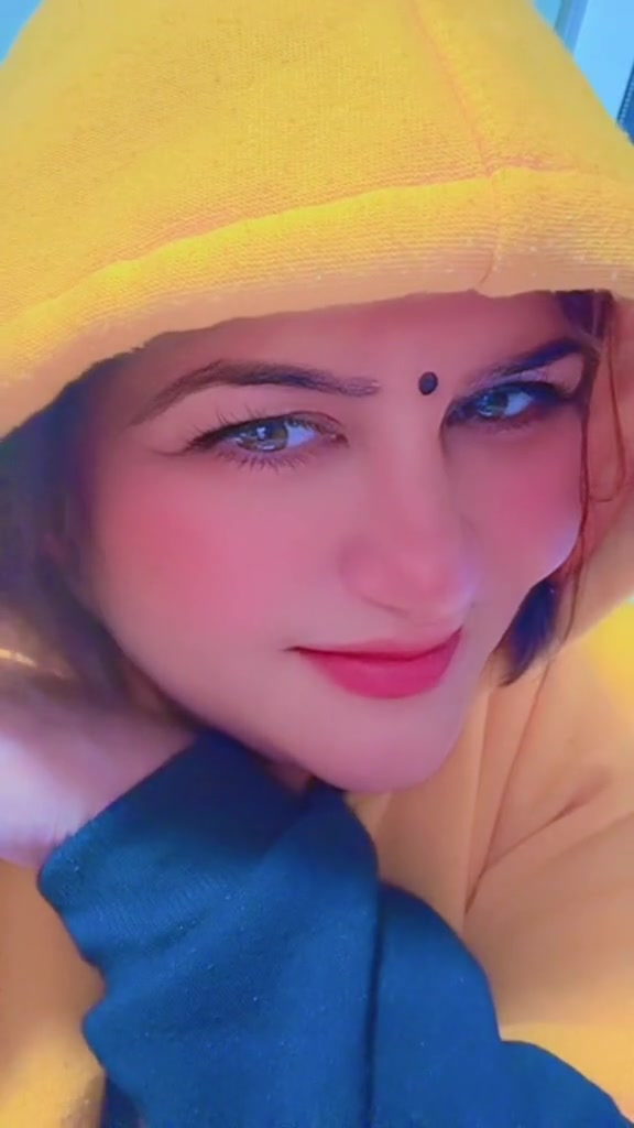 @Sunshine kaur โค๏ธ๐น