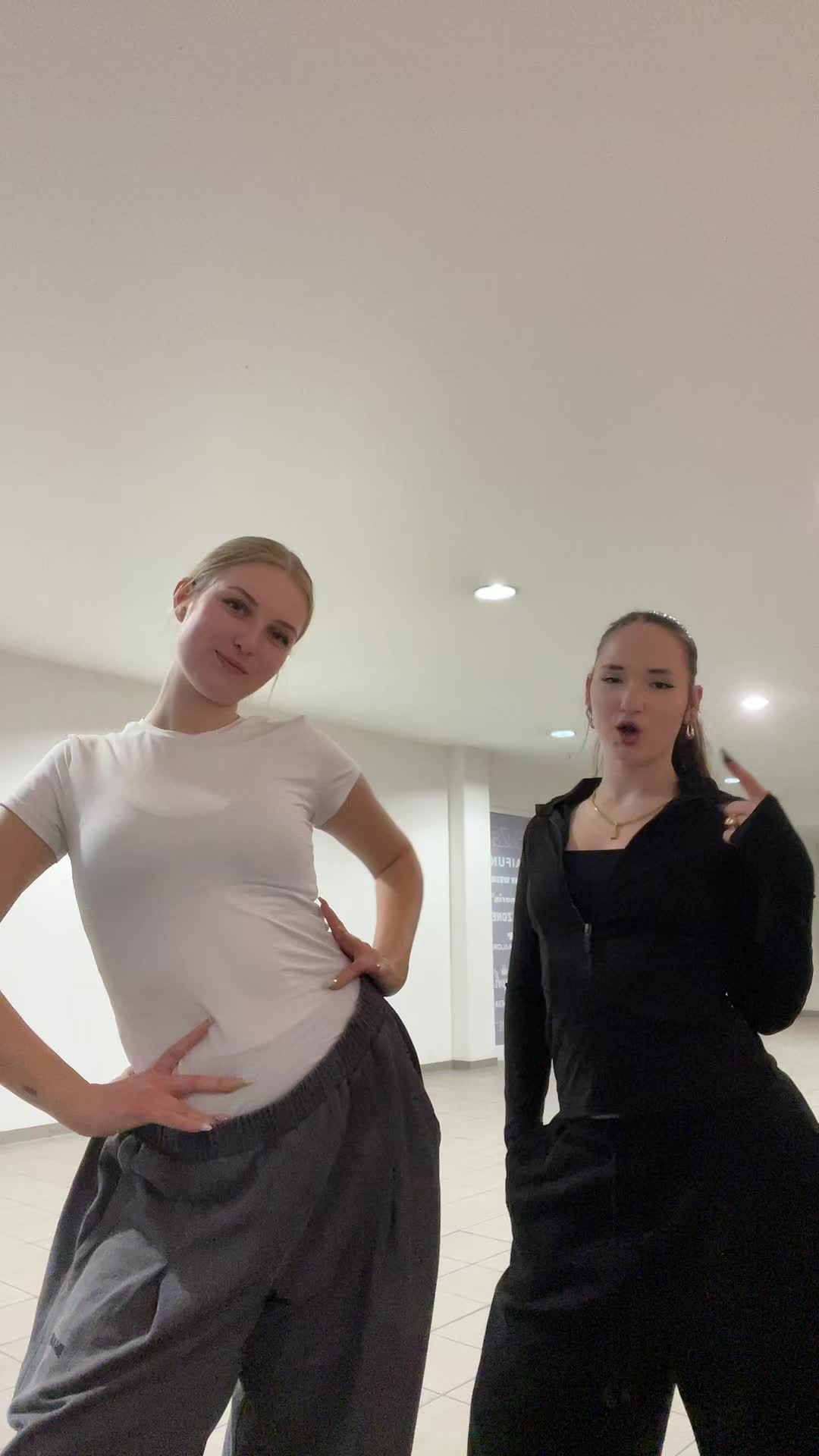 @variablexcrew