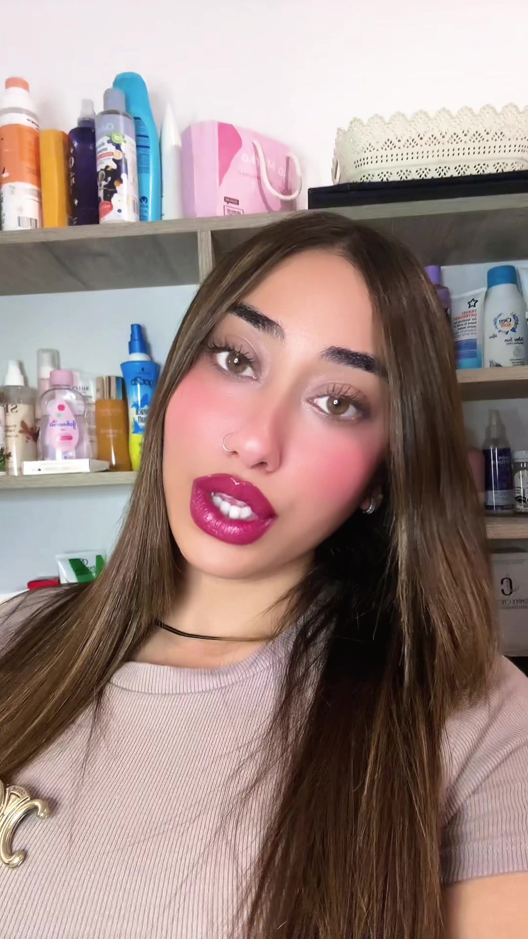 @𝓜𝓲𝓷𝓪 🎀