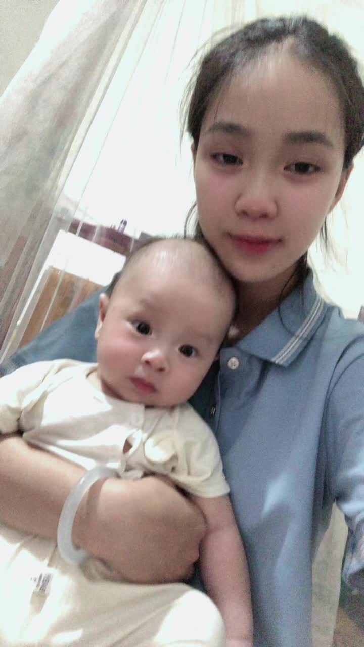 @Hồng Hoàngg