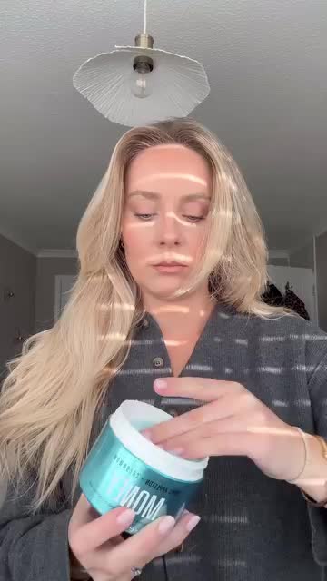 @Ashley_Reynolds