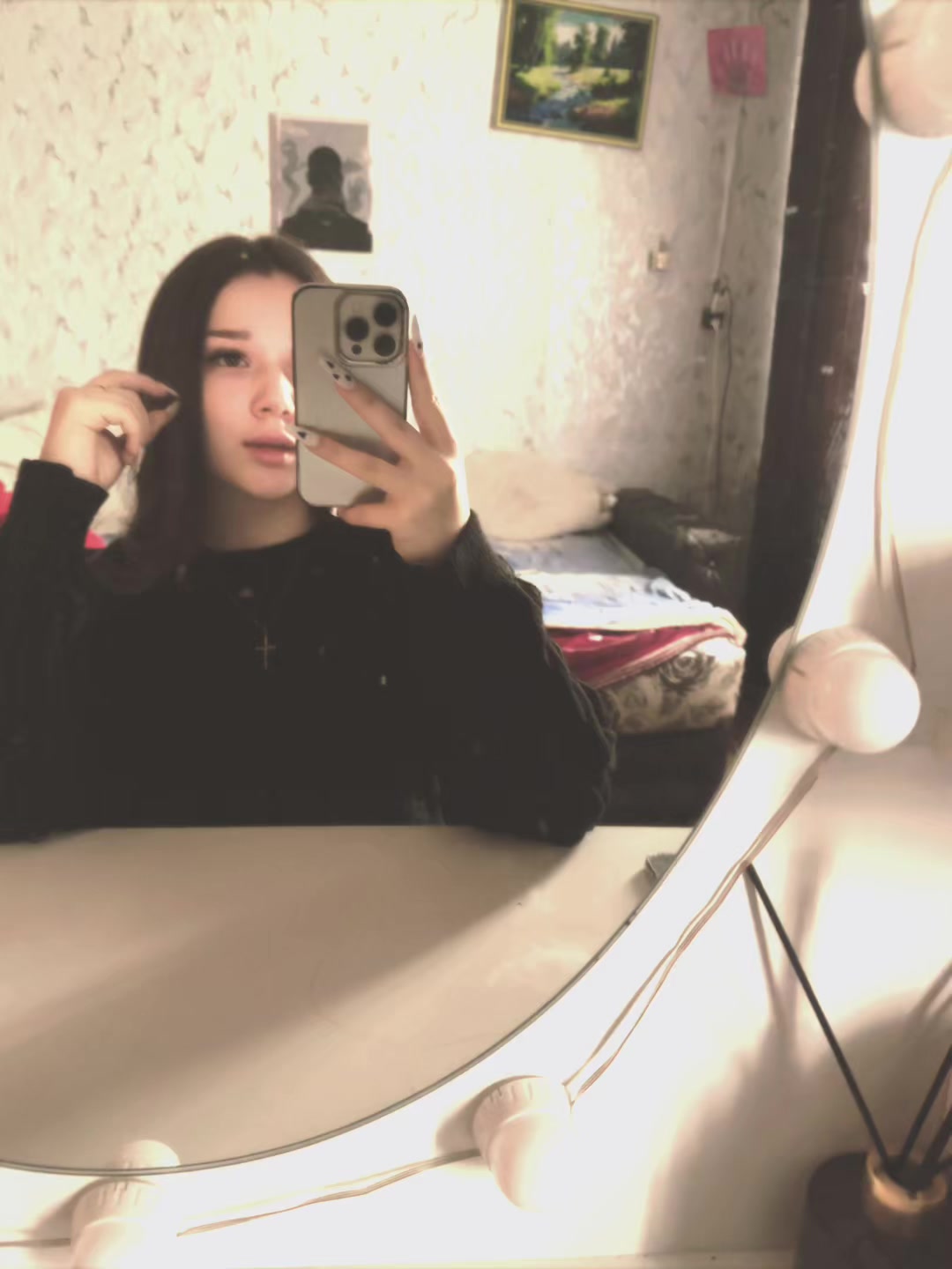 @Vika Guzanova🐈⬛🐾