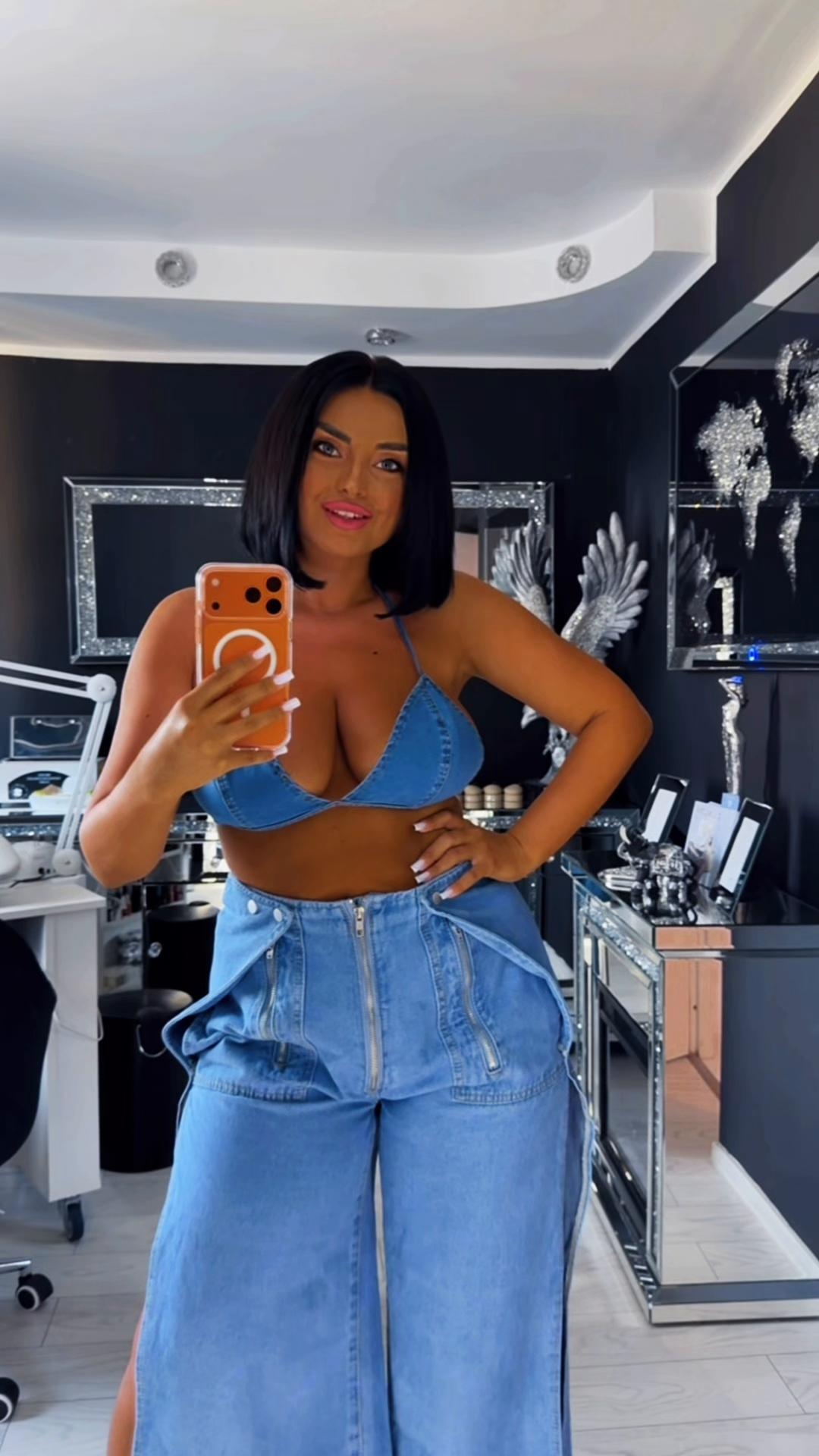 @Adina Elena