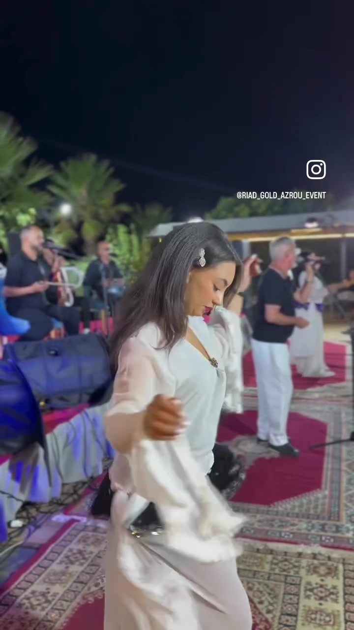 @madihatella