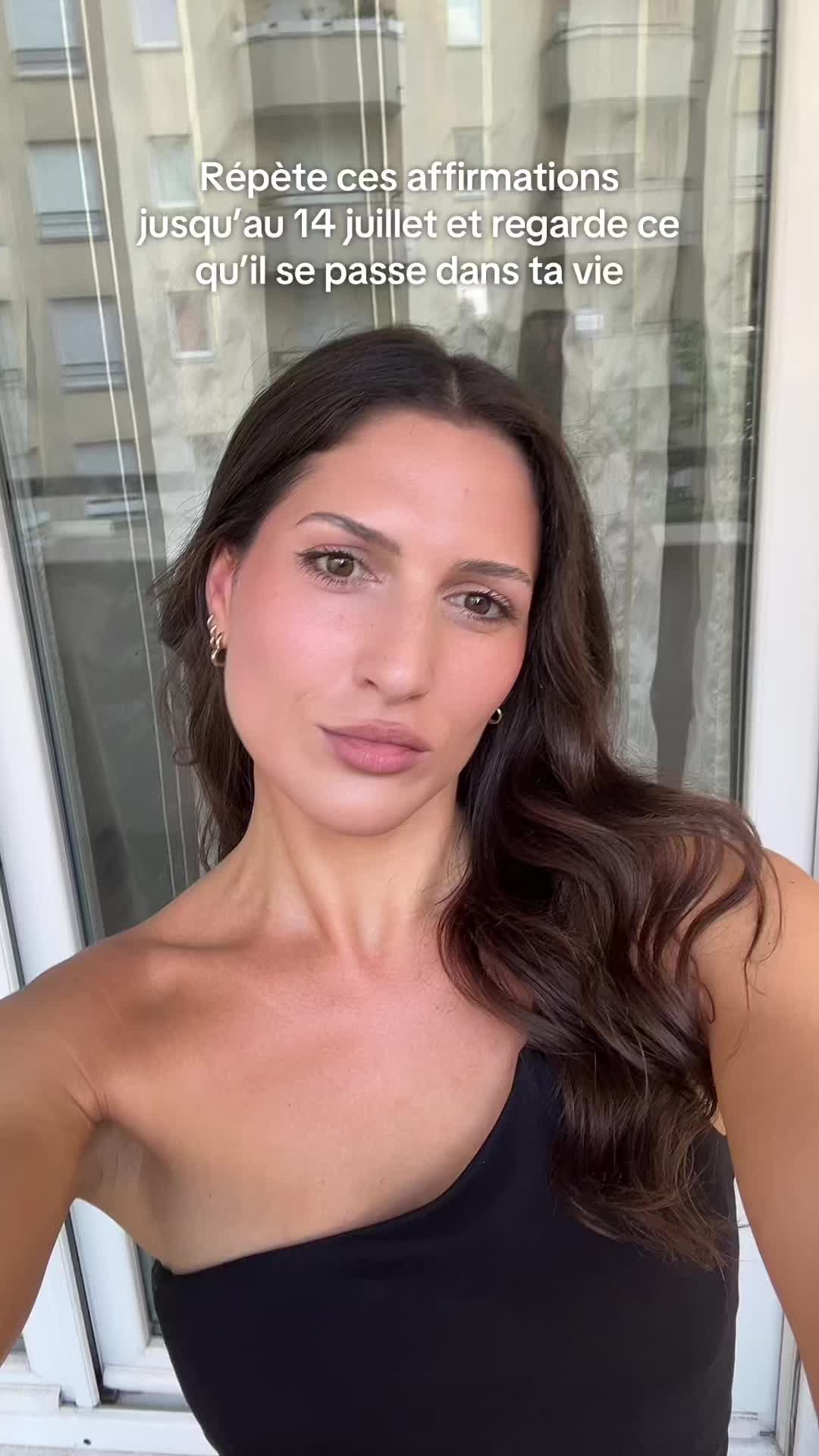 @itsclothildedlc