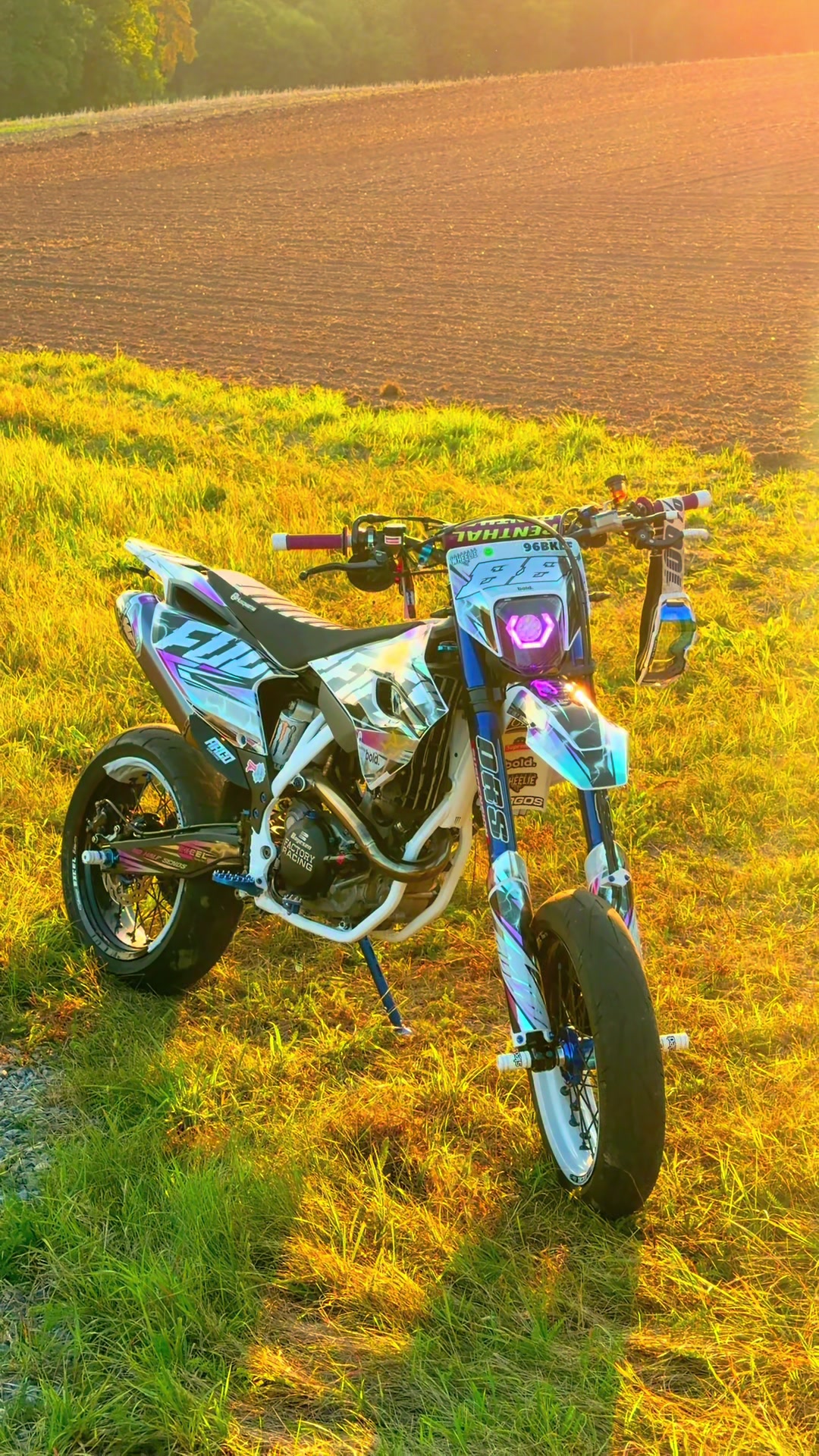 @Joni_moto