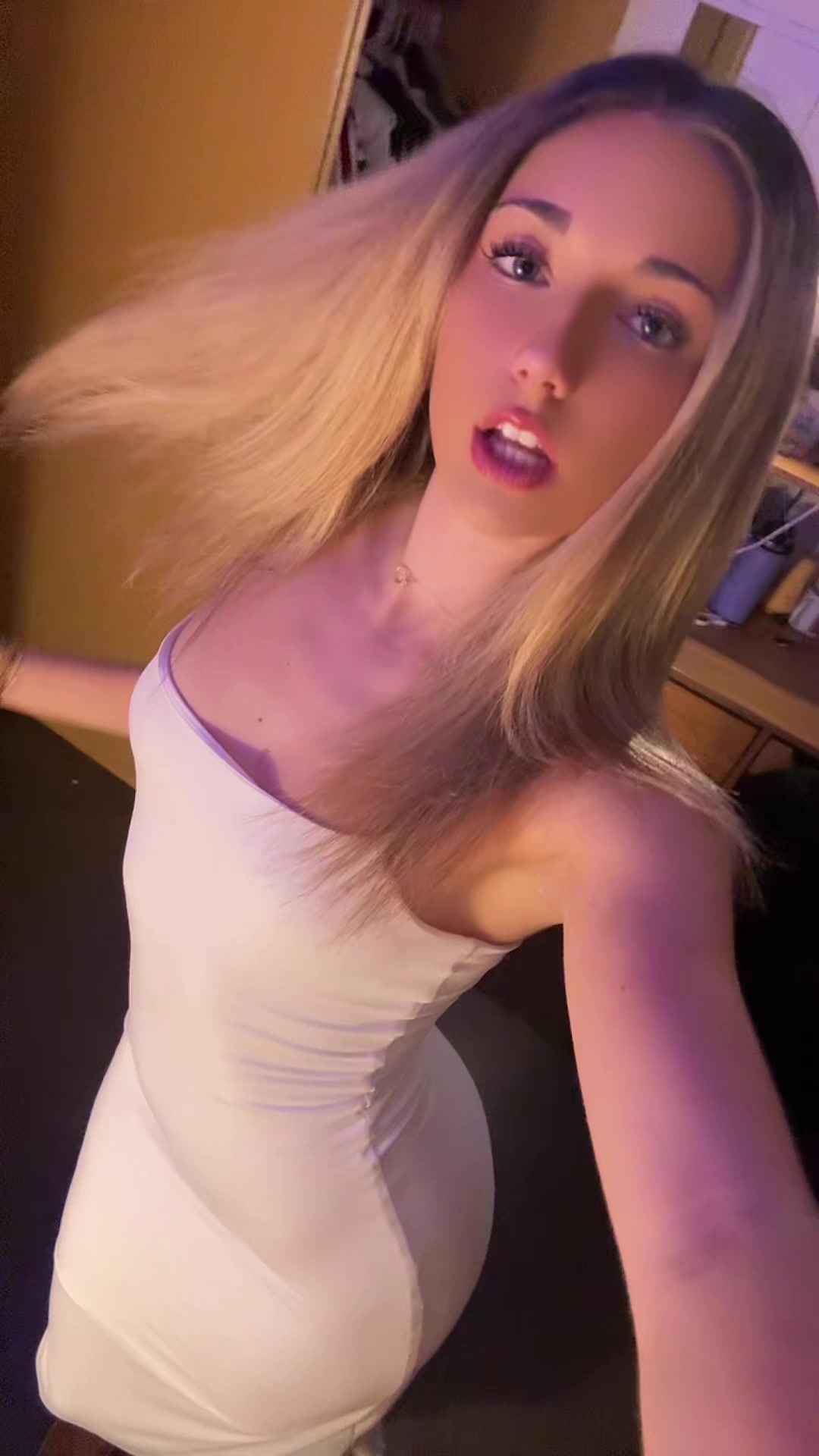 @ava