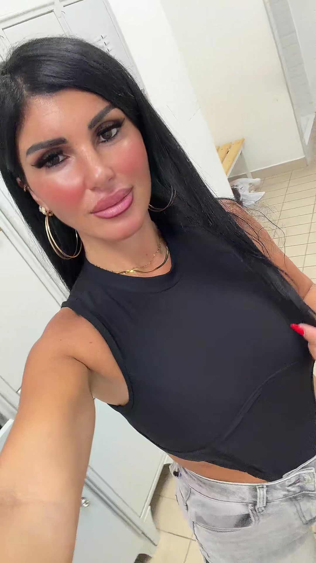 @Simona-Fitgirl