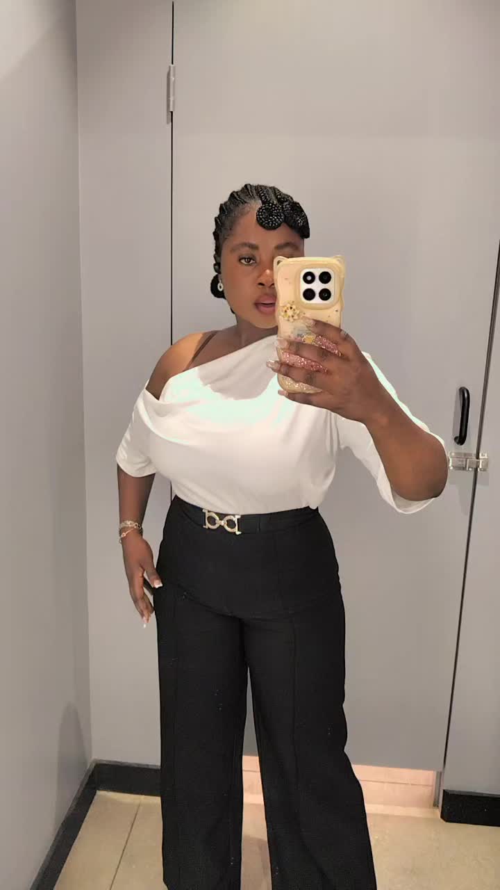@Rhulani221