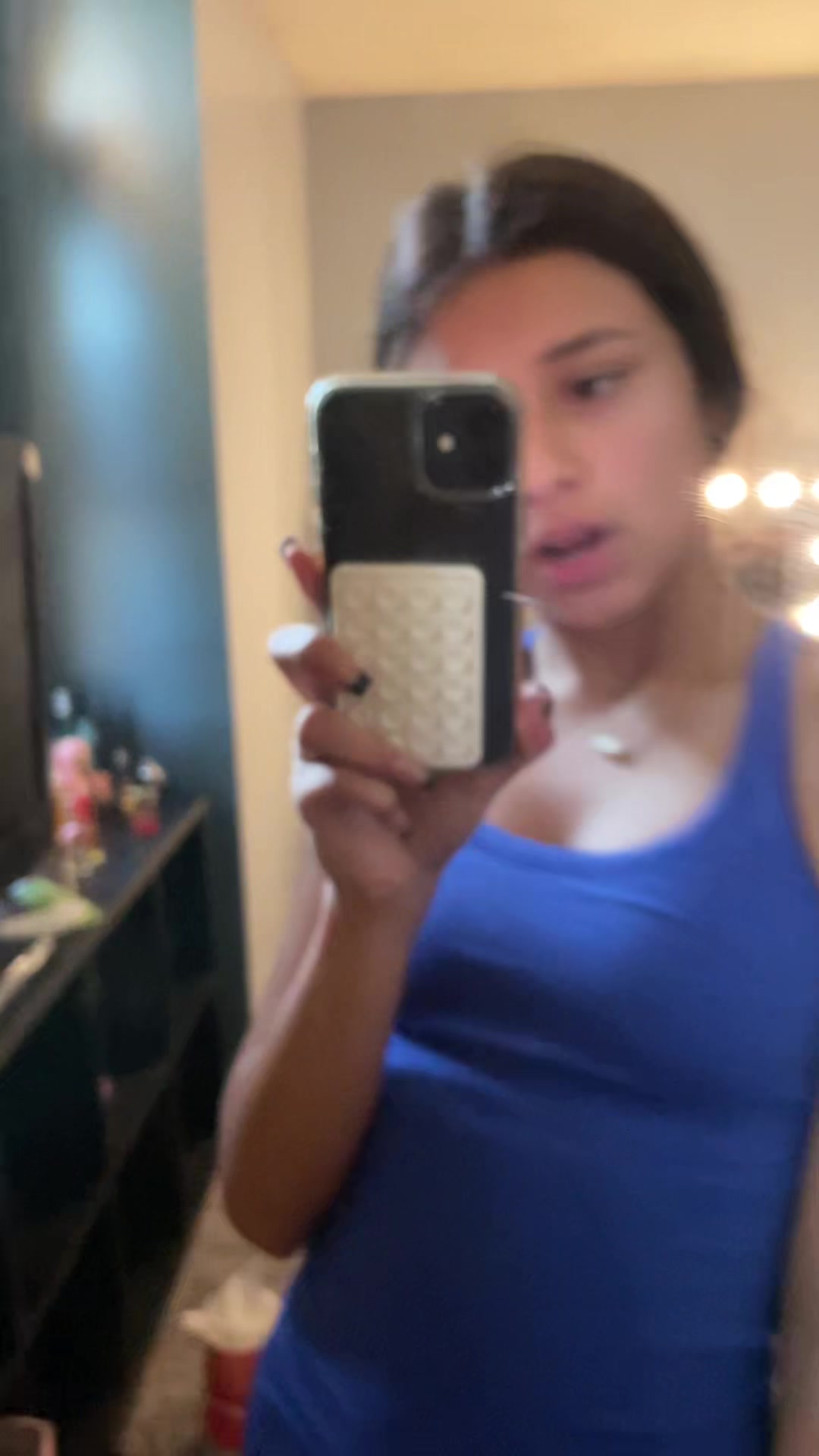 @ayvuh