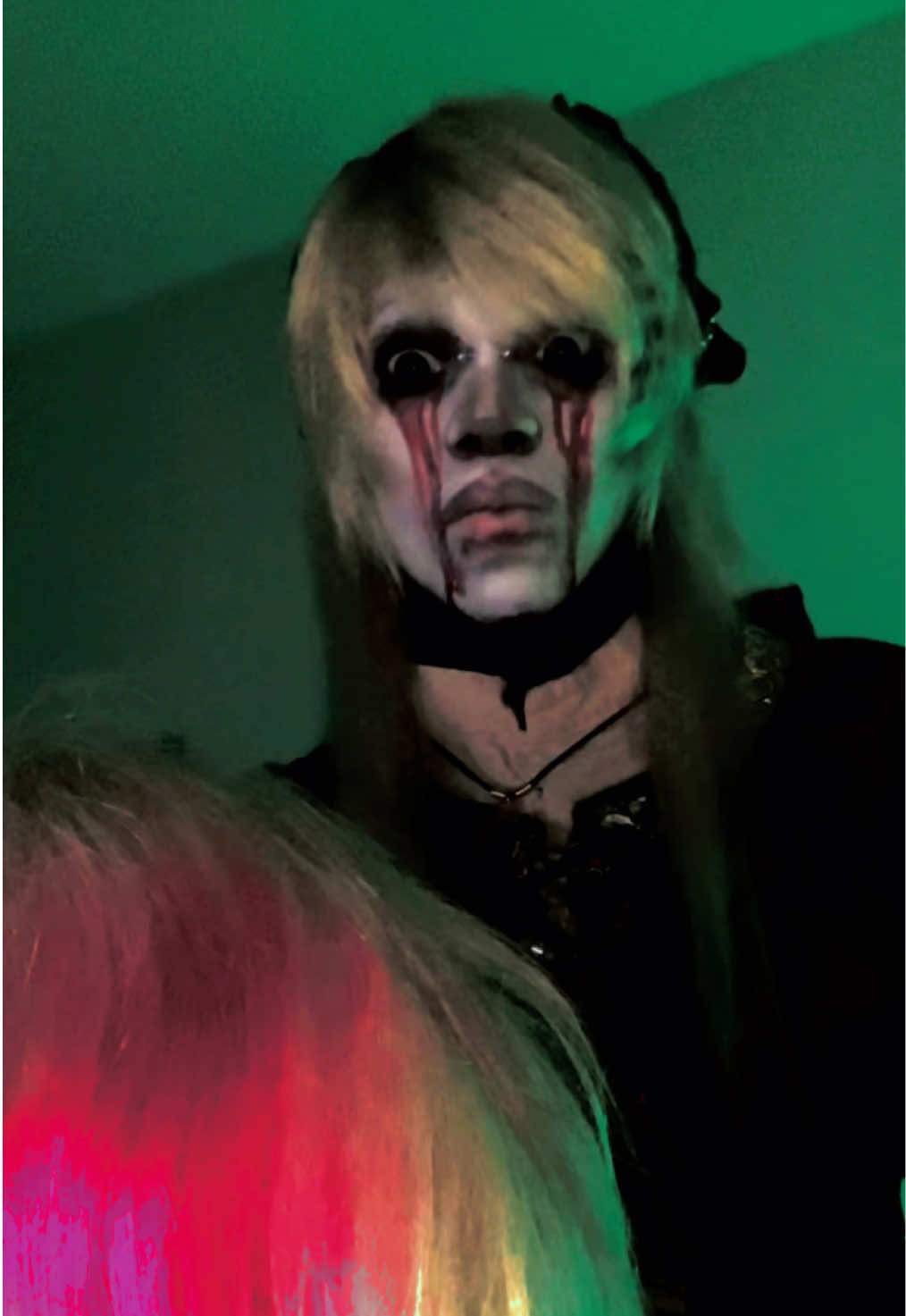@𒉭 UrRottingVictim 𒉭