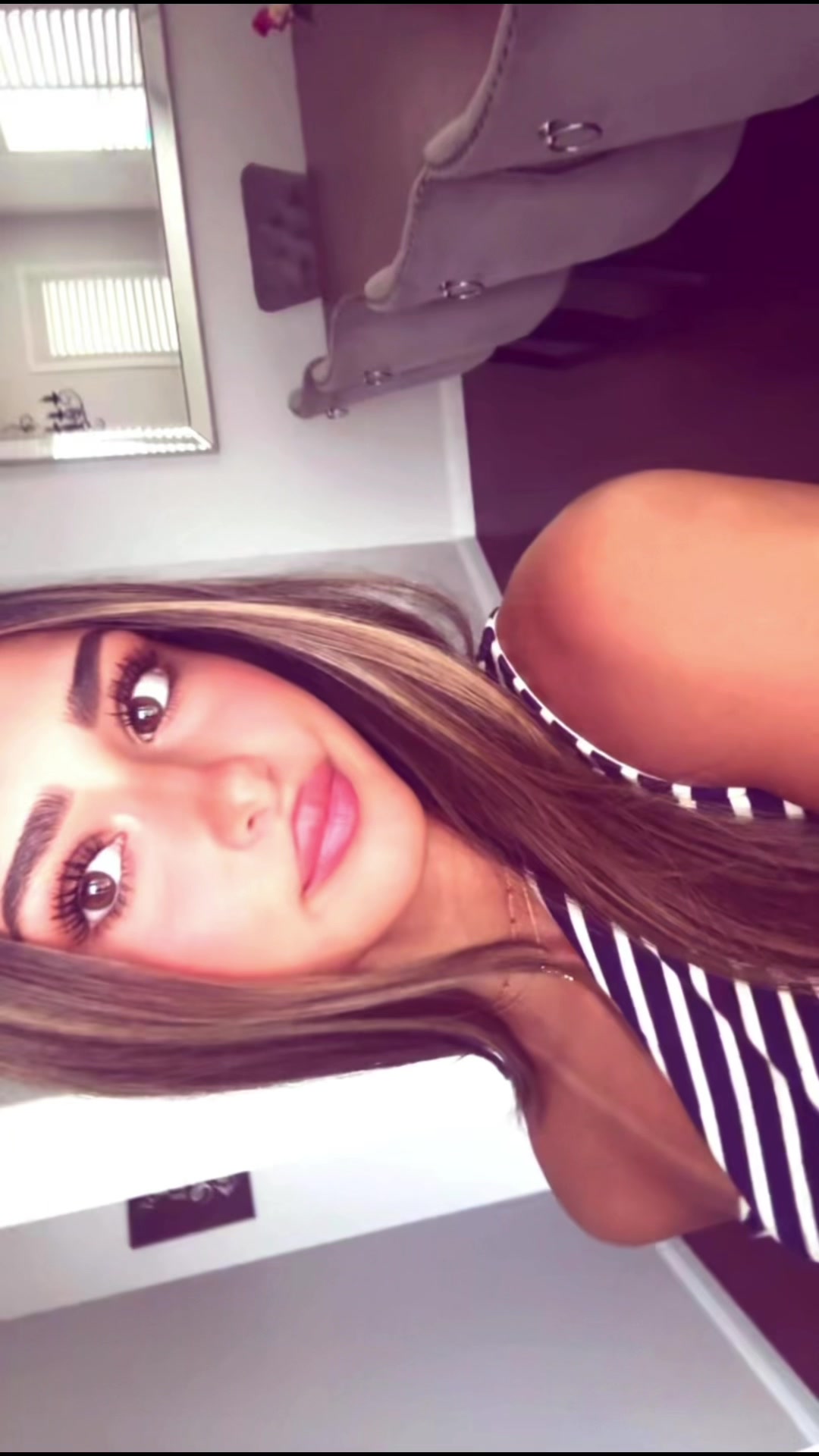 @lara lozanovski