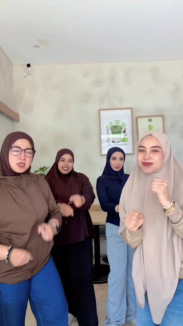 @Hani Hanifah🦋