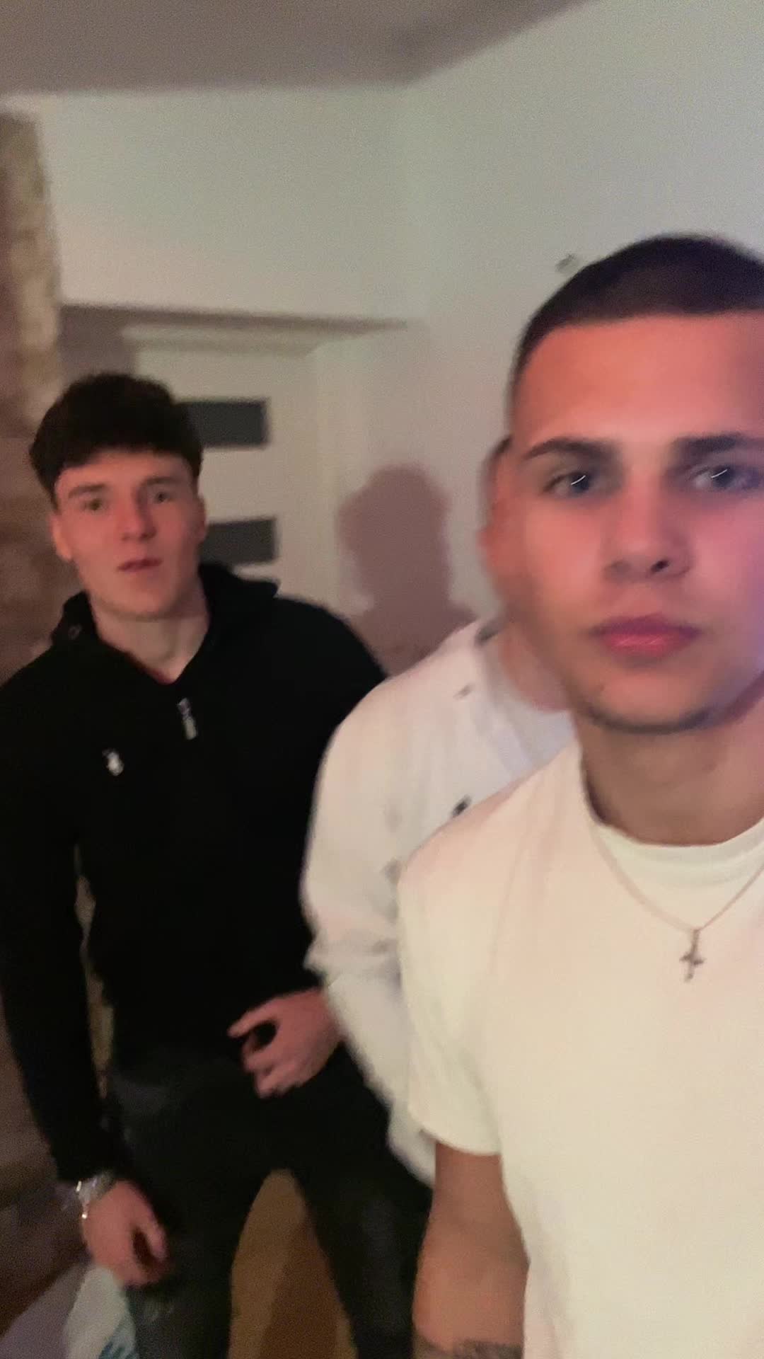 @KUBA PISZCZEK