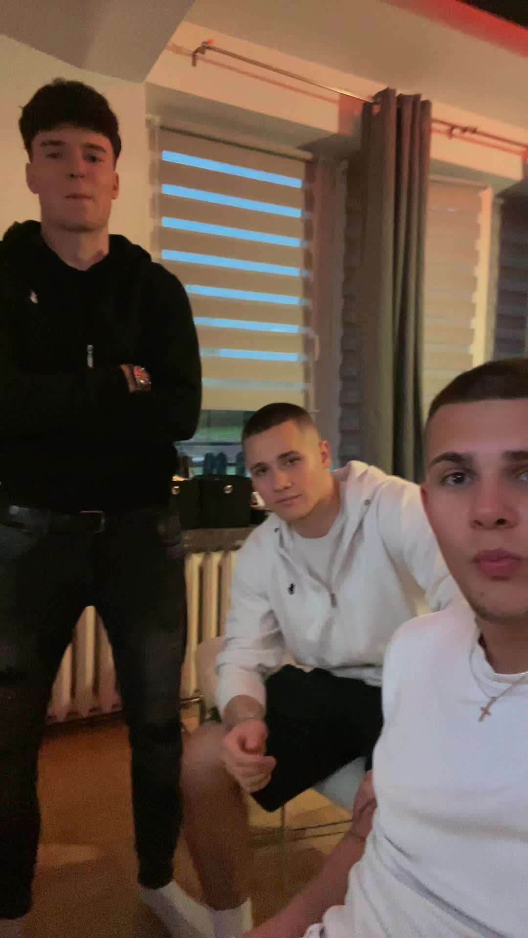 @KUBA PISZCZEK