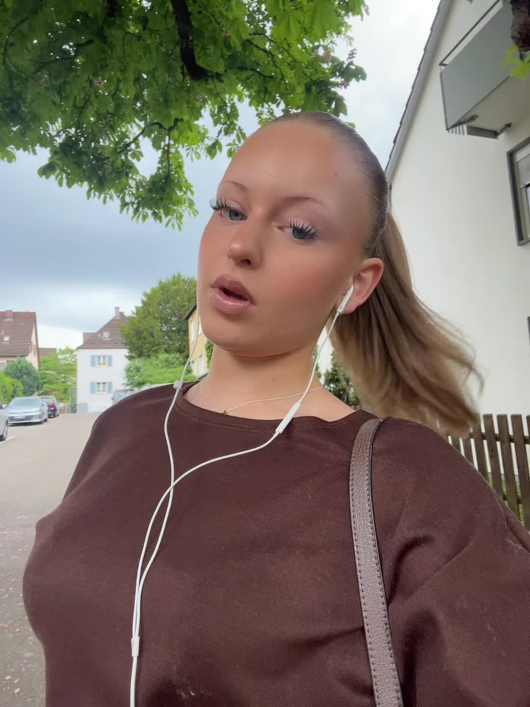 @Emmaaa