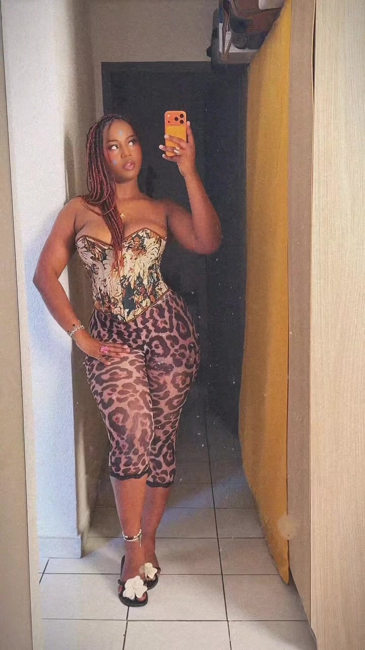 @Mayah christina 🇲🇬🇸🇳
