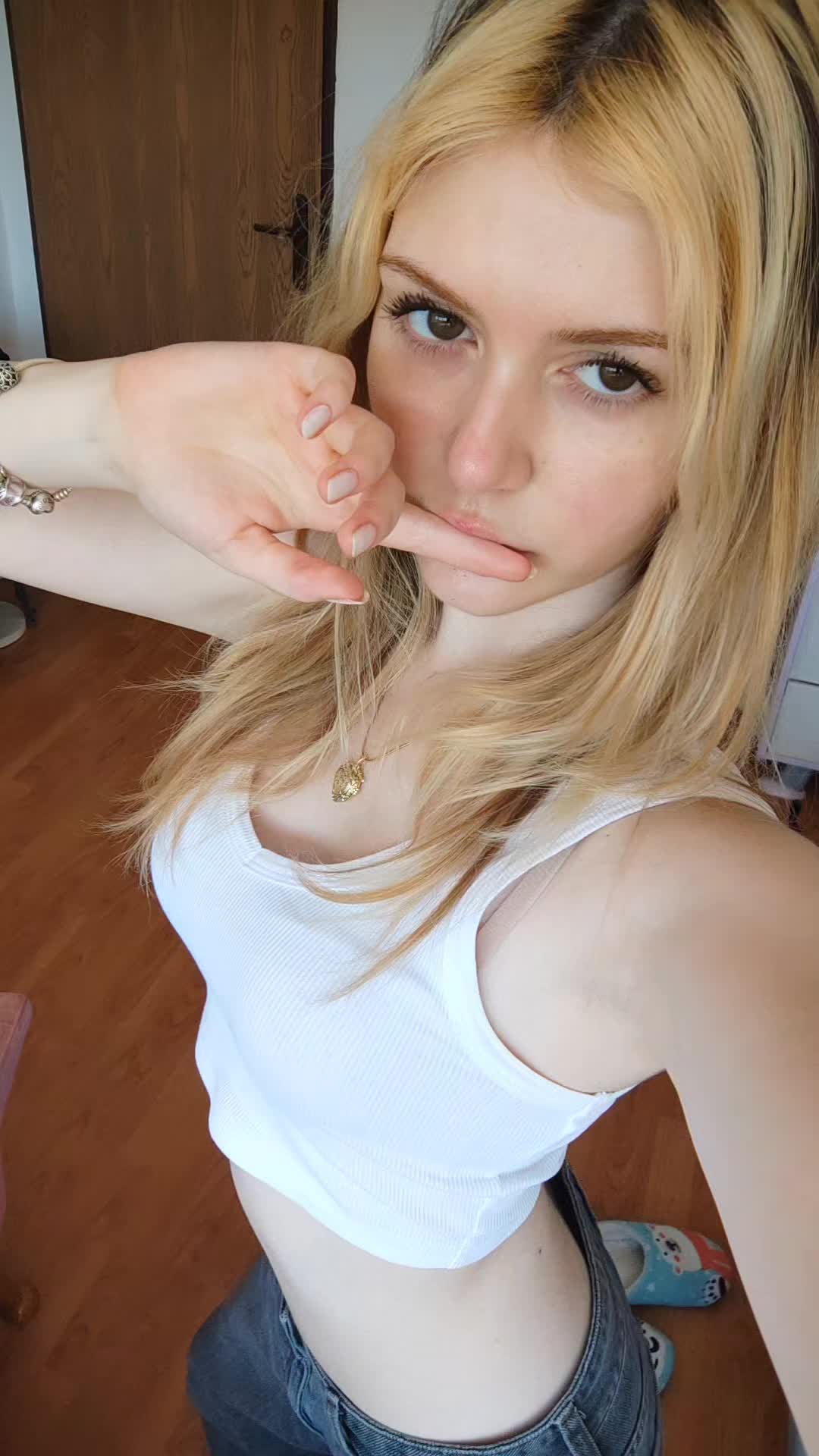 @c4ts🪽