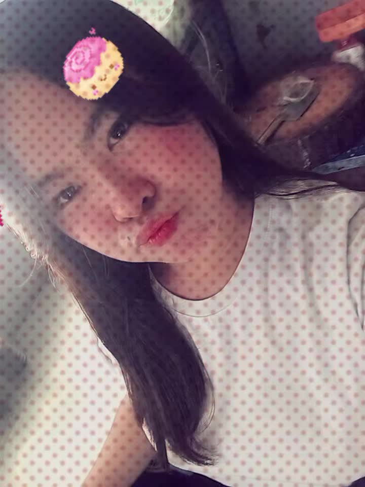 @roselyn tayao