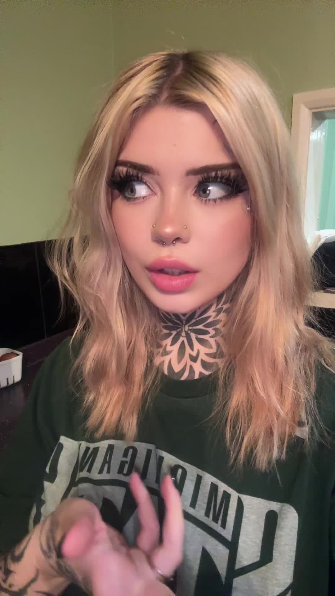 @user75877785660