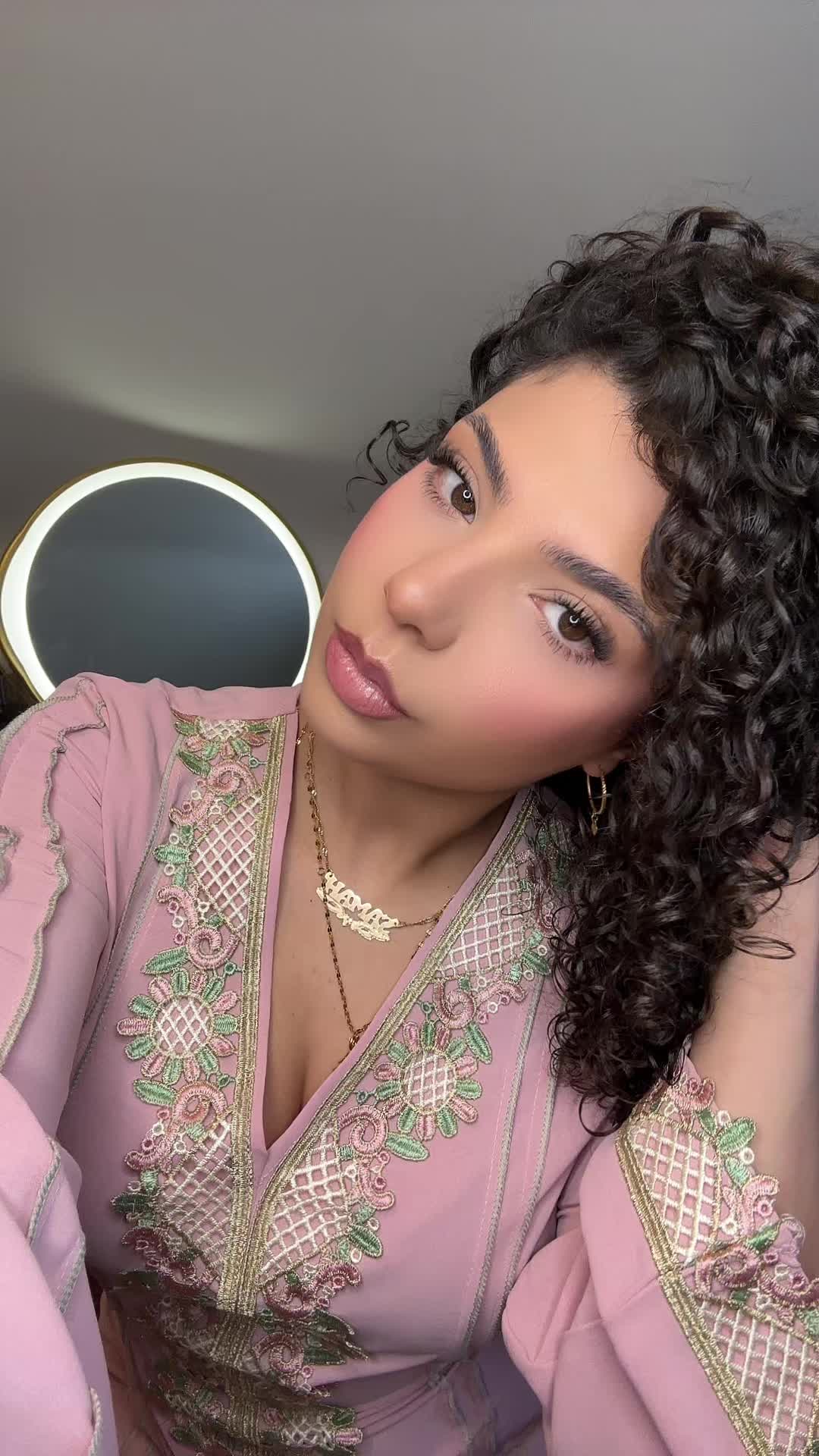 @sammi ⋆.˚✮
