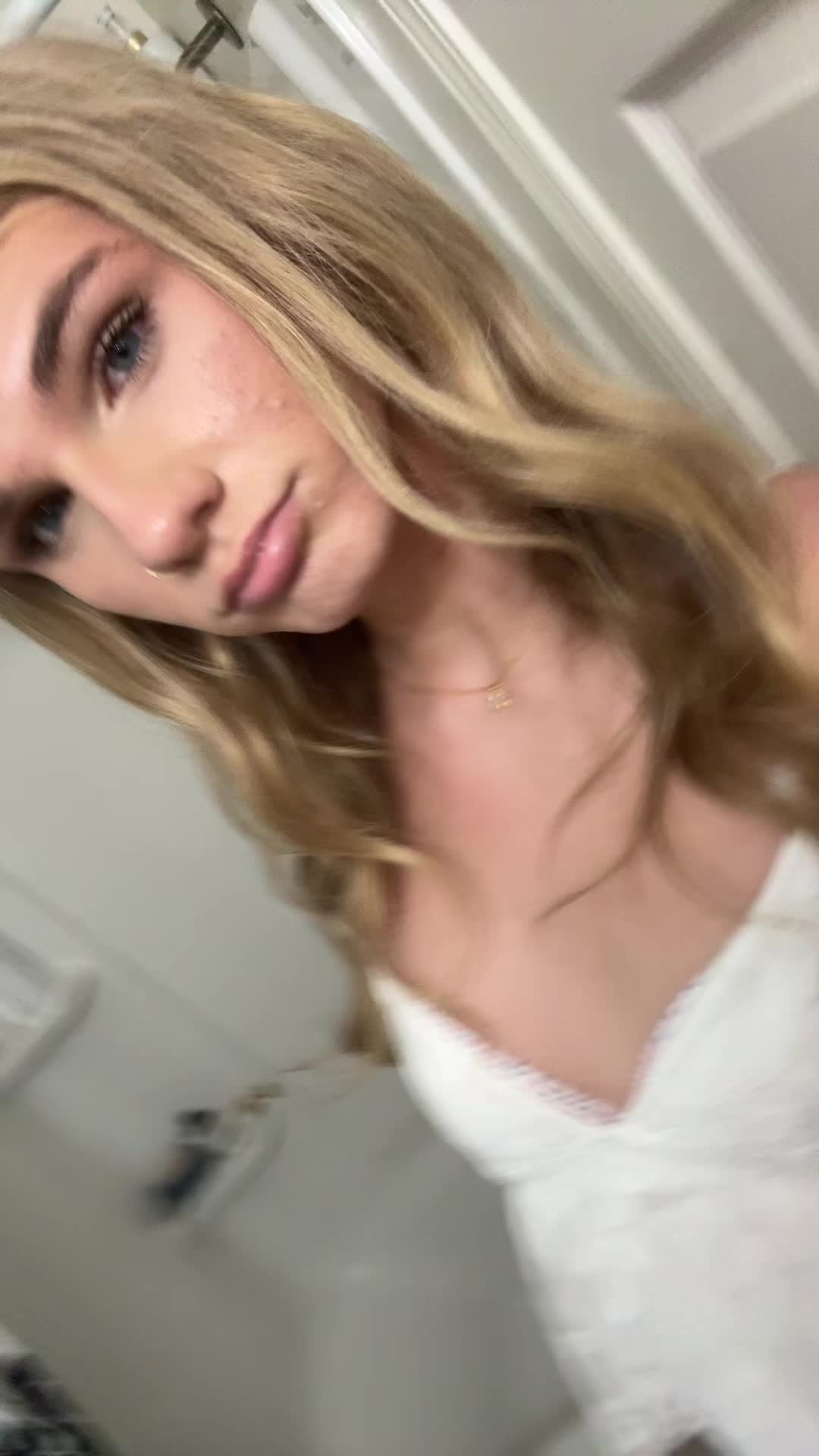 @✨𝓑𝓵𝓸𝓷𝓭𝓲𝓮✨