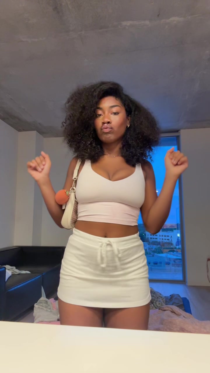 @AliceB