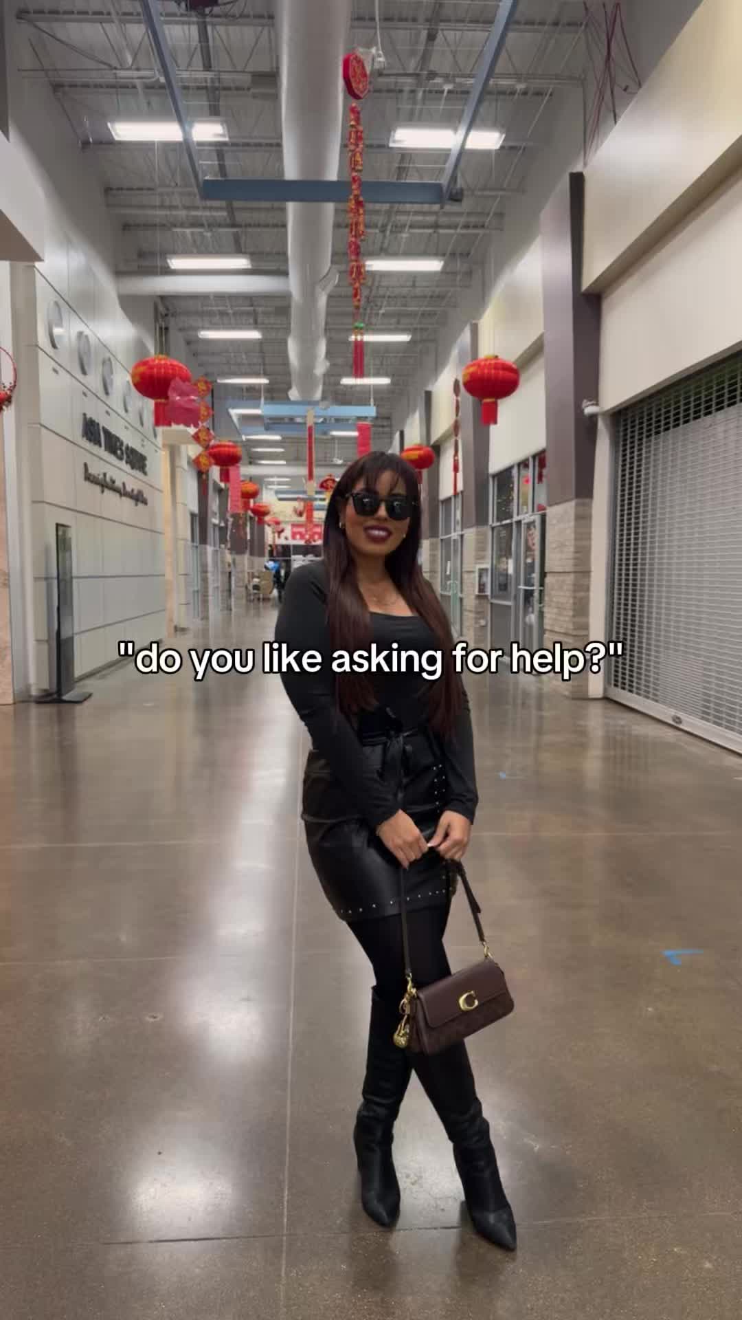 @KarinaconK