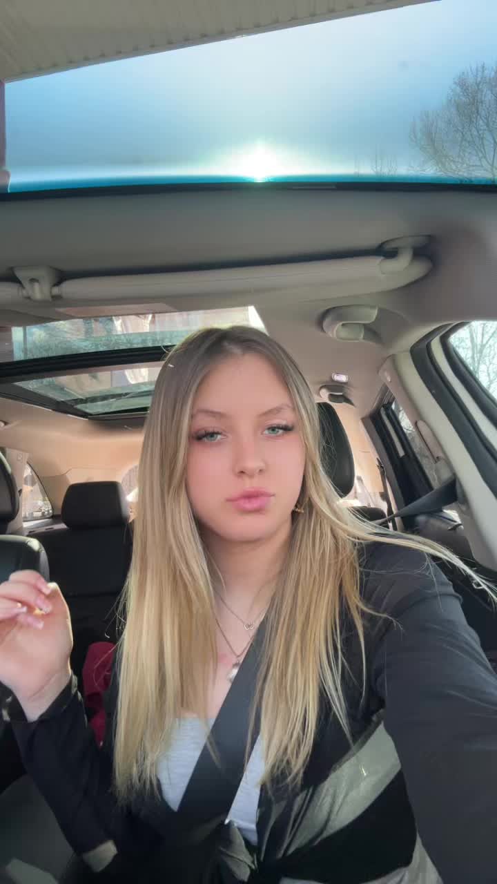 @𝒞𝒽𝒶𝓇.